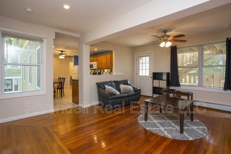 199 Church St #201 - Photo 4 of 11