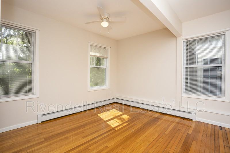 199 Church St #201 - Photo 5 of 11
