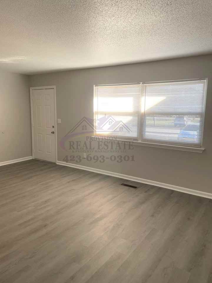 4759 Tessie Ln - Photo 4 of 7