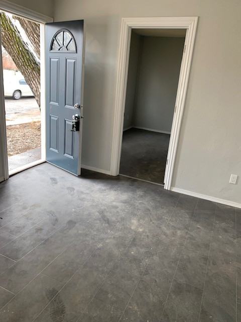 808 W 21st St N - Photo 3 of 14