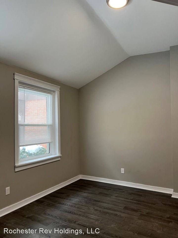 84-88 Main St/35 Lincoln St - Photo 2 of 8