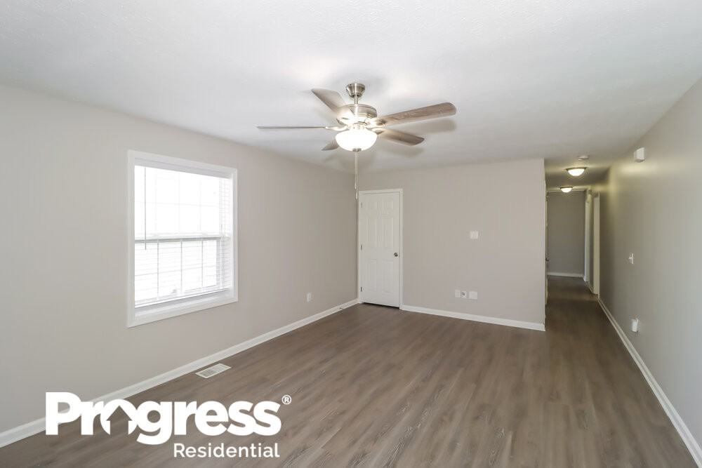 32 Weyman Ave Sw - Photo 3 of 21