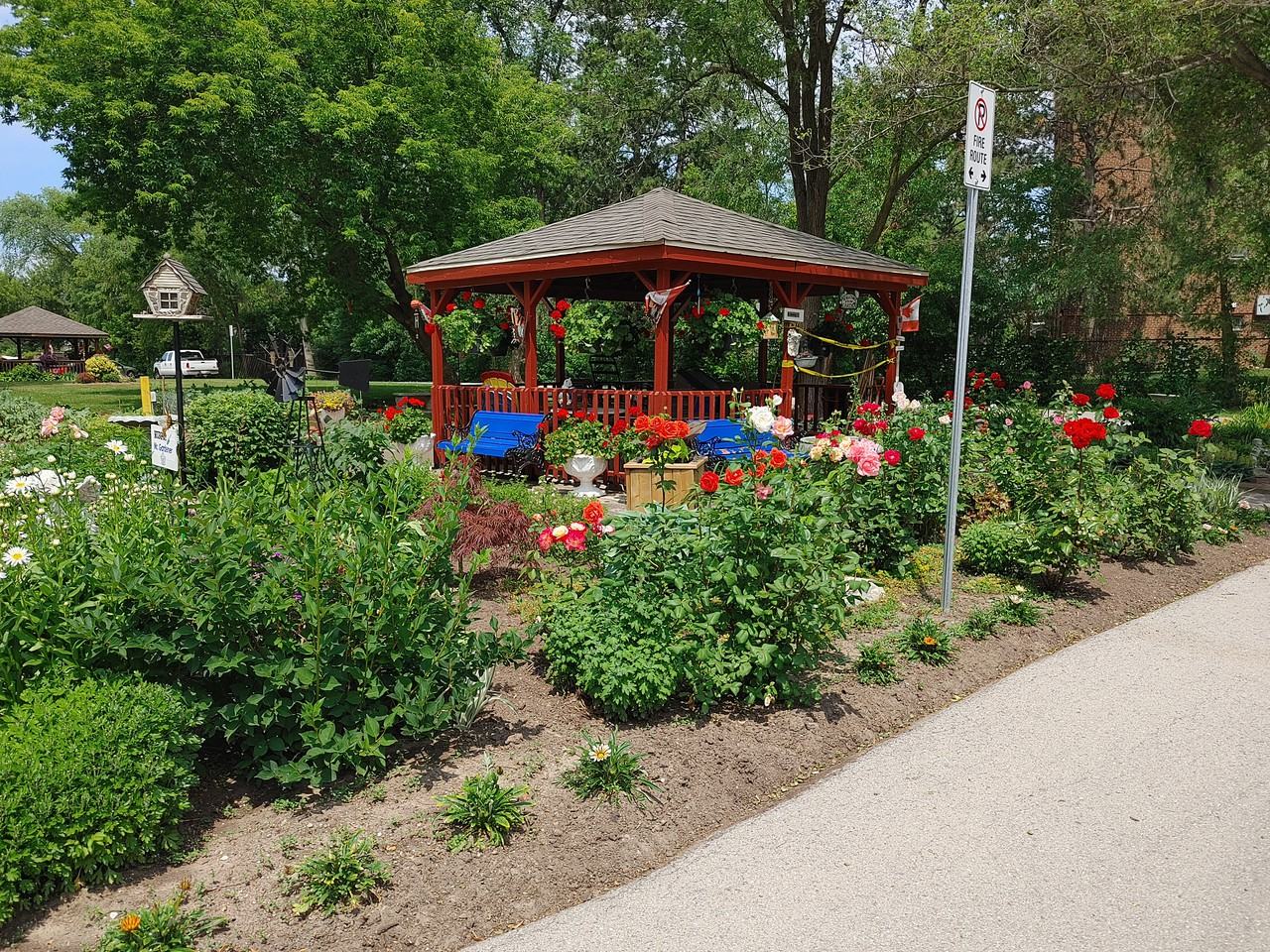 398 Vine Street Vine Manor Apartments 398 Vine Street, St. Catharines