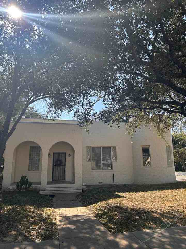 1501 Galveston Street - Photo 2 of 16