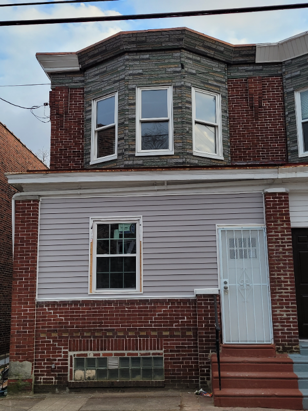 1338 Sheridan St - Photo 2 of 3