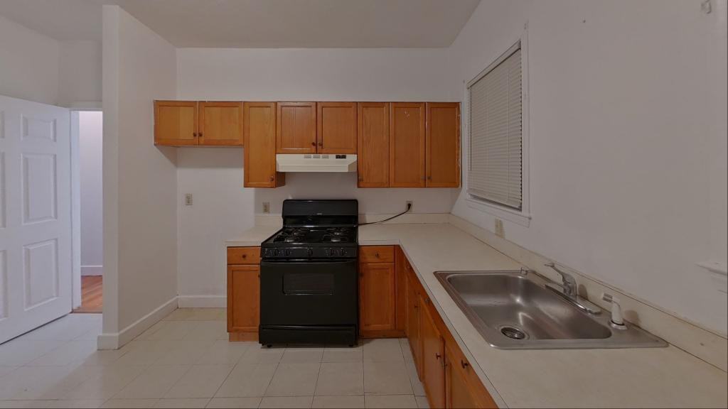 38 Hecla Street #1 - Photo 2 of 9