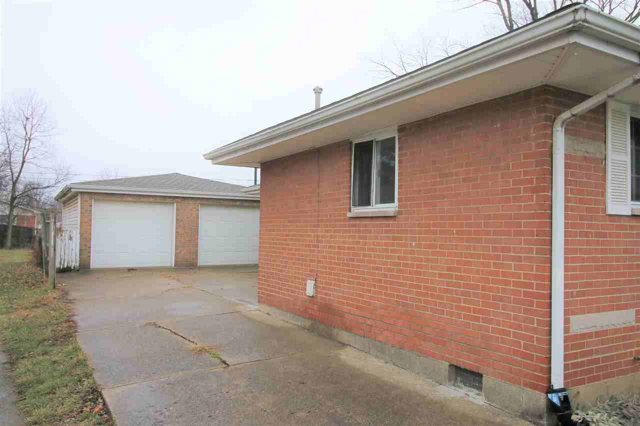 3122 Beatrice Dr #1 - Photo 4 of 27