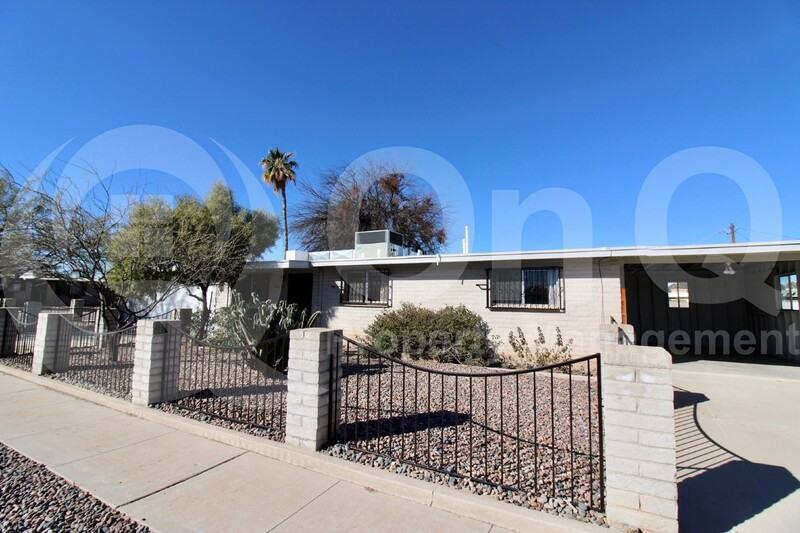 4741 N Fontana Ave - Photo 2 of 19