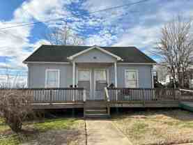 1610 Columbus St Sw #A - Photo 1 of 1