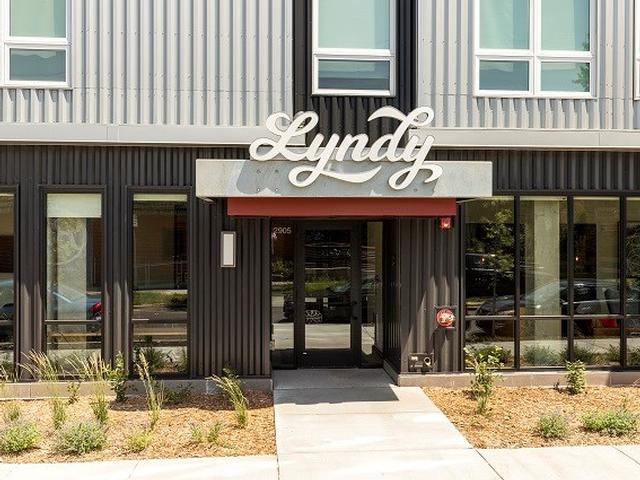 2905 Harriet Ave - Photo 4 of 16