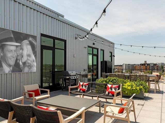 2905 Harriet Ave - Photo 3 of 16