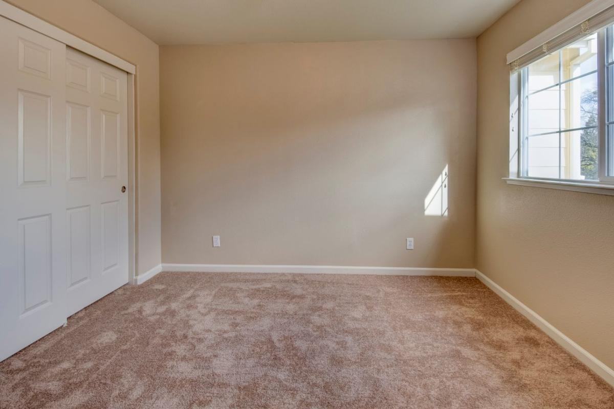 1802 F St - Photo 6 of 10