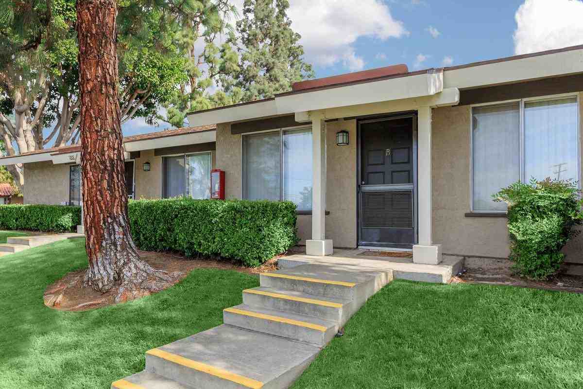 266 Backs Ln - Photo 6 of 10