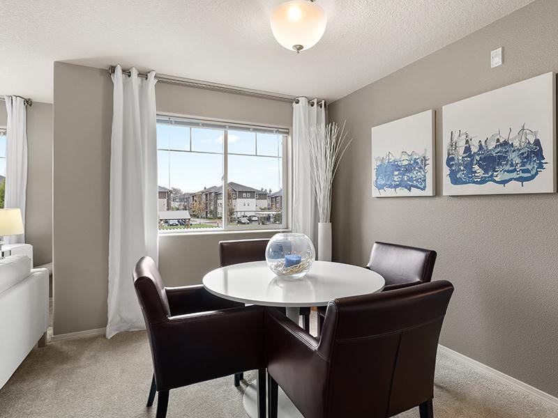 545 Sw 201st Ave - Photo 3 of 21