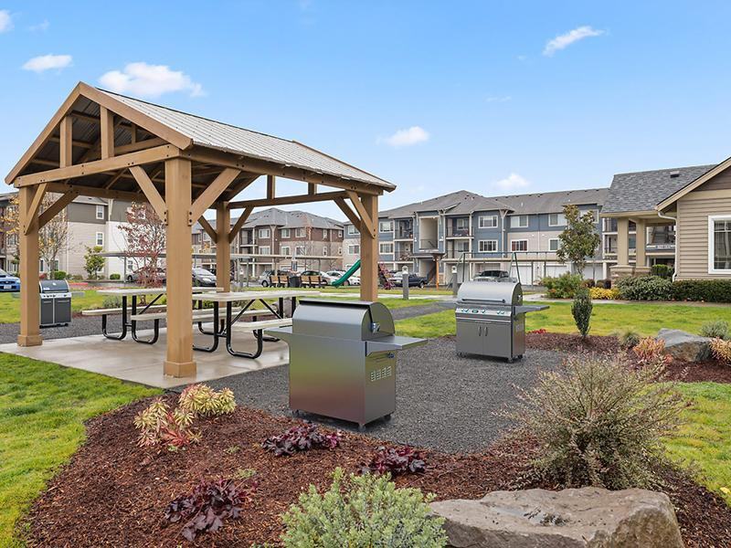 545 Sw 201st Ave - Photo 6 of 21