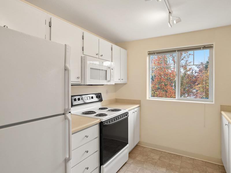 5502 Northeast Hidden Creek Drive