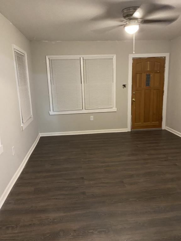 618 Robinson Dr - Photo 2 of 16