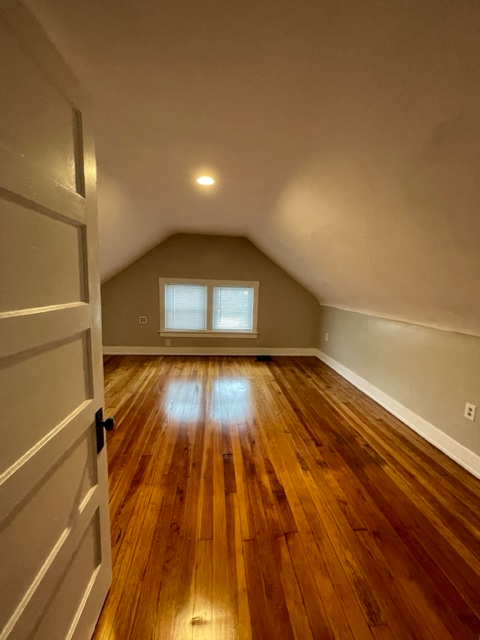 370 Howell Ave #2 - Photo 7 of 15