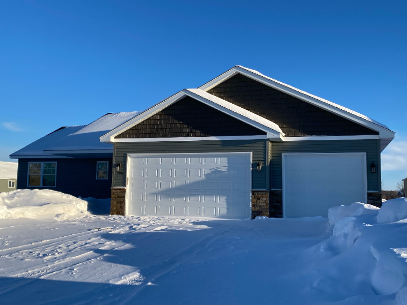 906 Taft St S - Photo 3 of 33