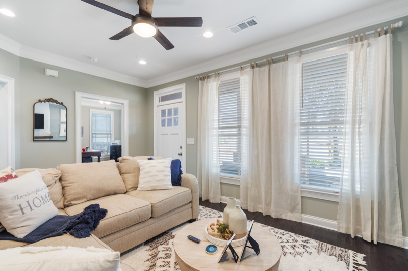 1401 Carriage Ridge Dr - Photo 3 of 26