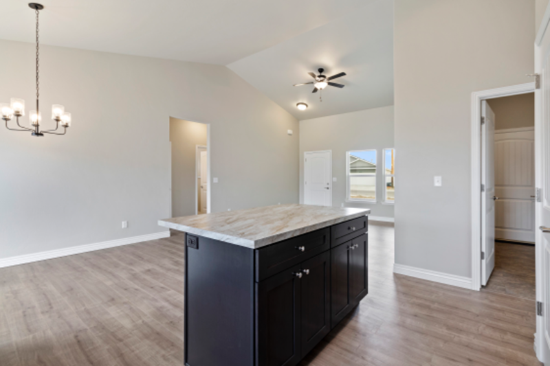 1407 Blue Grouse Way - Photo 4 of 13