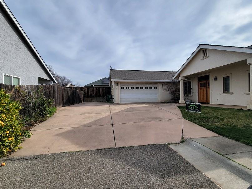 12 Camberwell Ct #1 - Photo 2 of 39