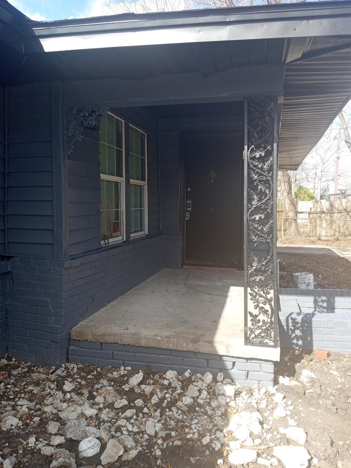 7607 Verdinell St #1 - Photo 2 of 9