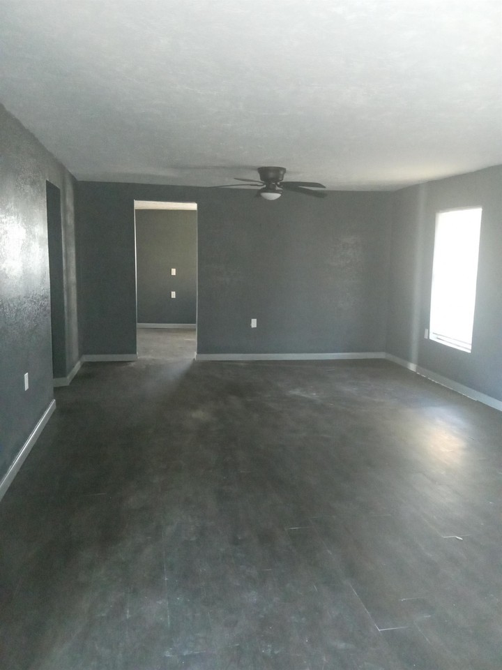 7607 Verdinell St #1 - Photo 4 of 9