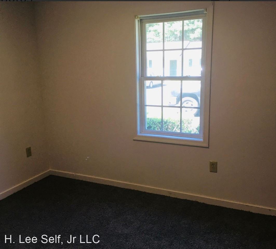 Winn Court Rd - Photo 3 of 6