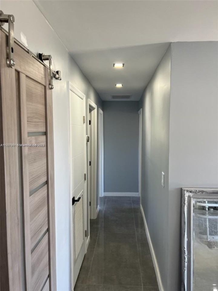 1630 Nw 76th Ave #1630 - Photo 3 of 8