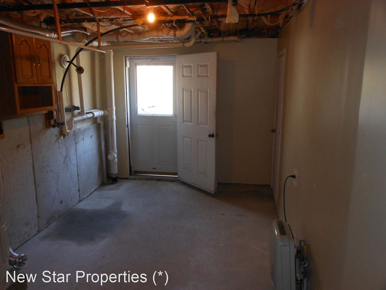 6 Hovey Road - Photo 3 of 7