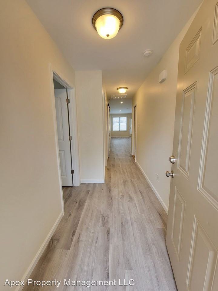 5932 Knox Hill Way - Photo 2 of 21