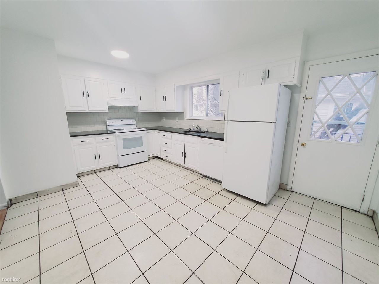 42 Dora St - Photo 2 of 14