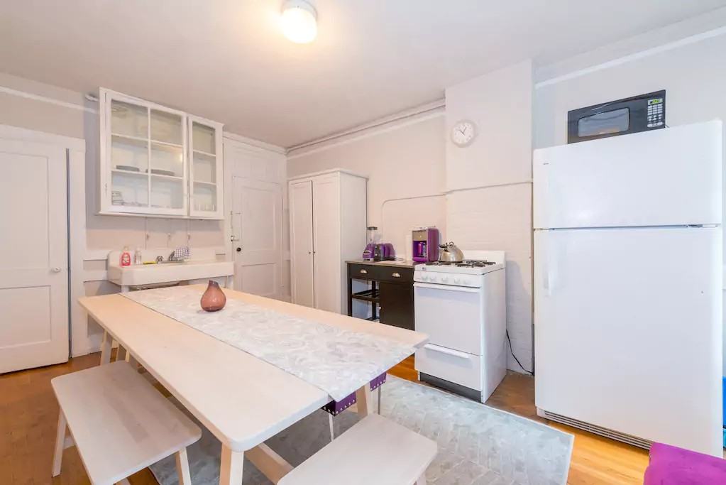 164 Endicott St #2R - Photo 4 of 12