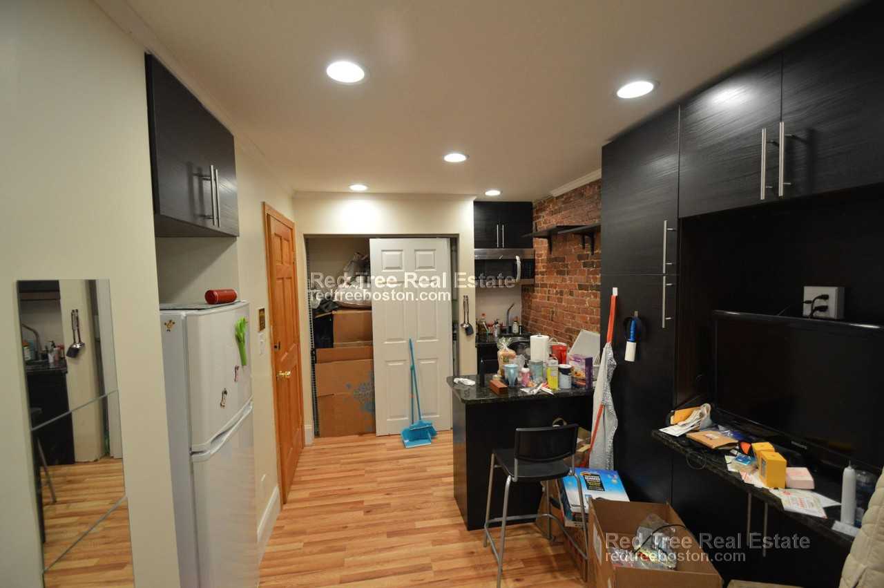 1689 Beacon St #6 - Photo 2 of 7