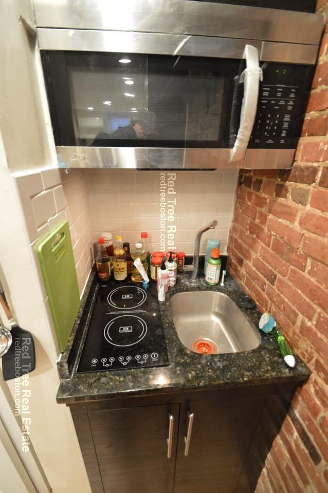 1689 Beacon St #6 - Photo 5 of 7