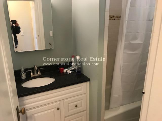 Cambridge & Prospect St #3L - Photo 6 of 12