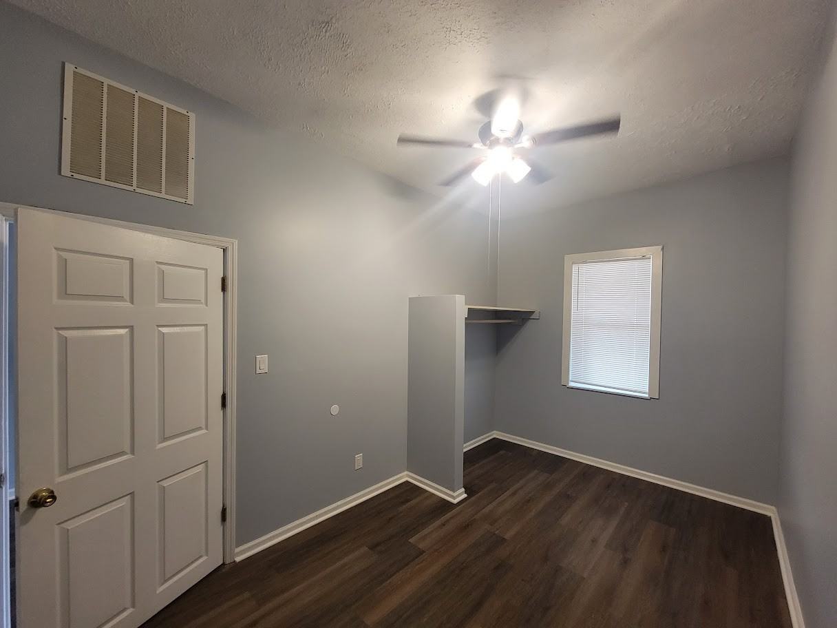 119 Main St - Photo 3 of 9