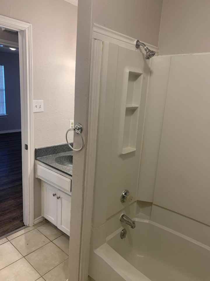 None 208 - Photo 3 of 7