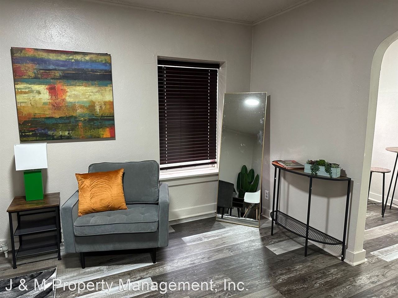 Updated Studio Apartments in the Heart of Downtown Sioux City! - Photo 2 of 50