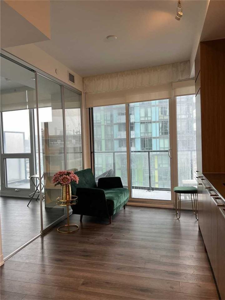 90 Queens Wharf Road #902