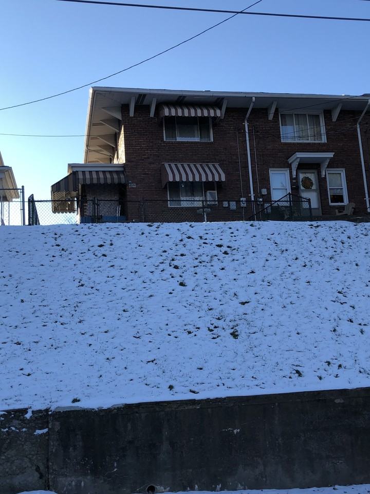 322 New York Avenue - Photo 3 of 15