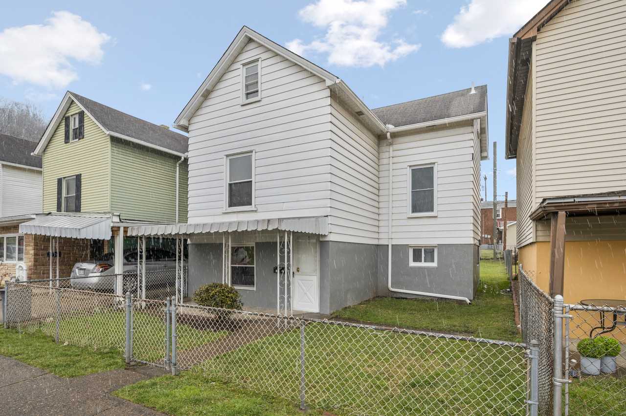27 Rudolph St #1 - Photo 2 of 25