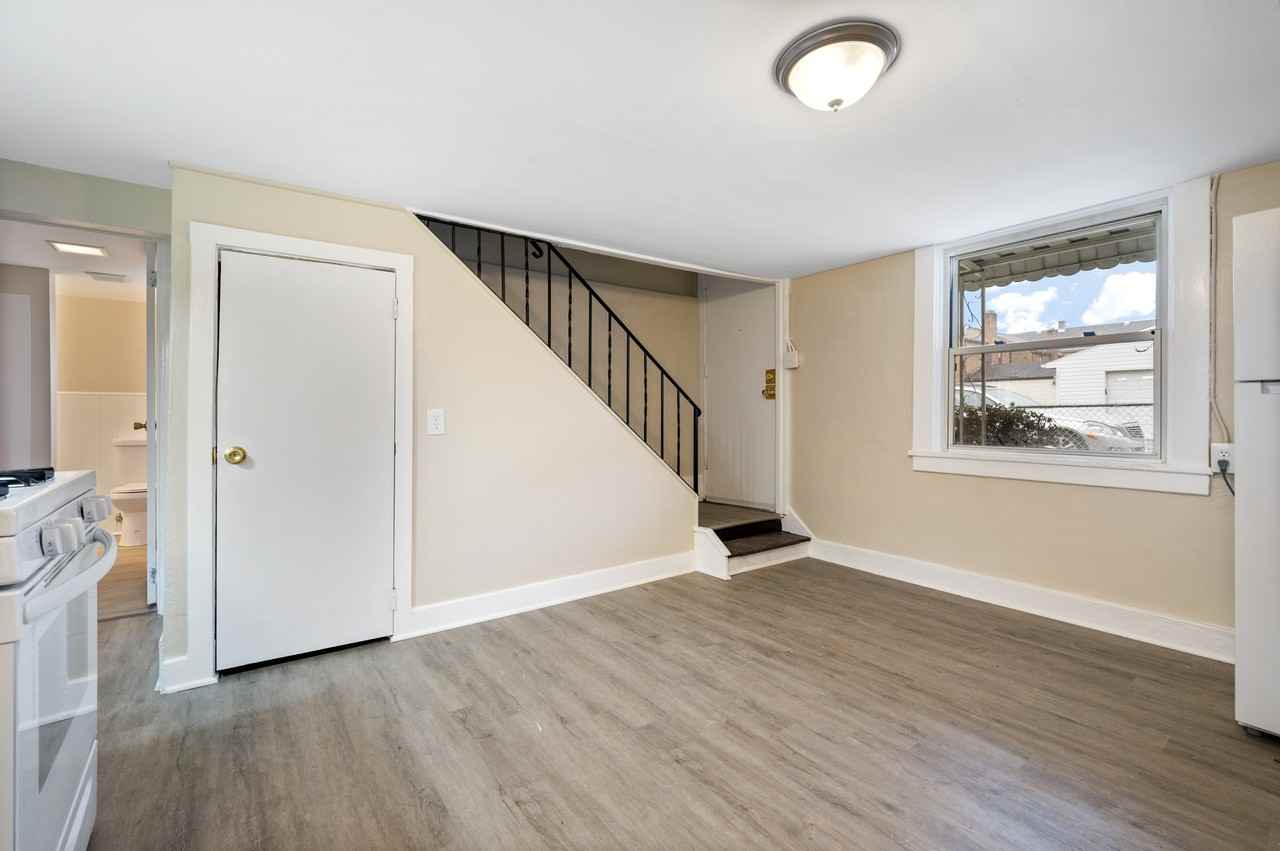 27 Rudolph St #1 - Photo 5 of 25