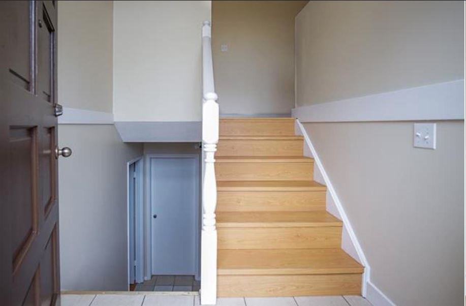 32360 Alpine Avenue - Photo 2 of 8