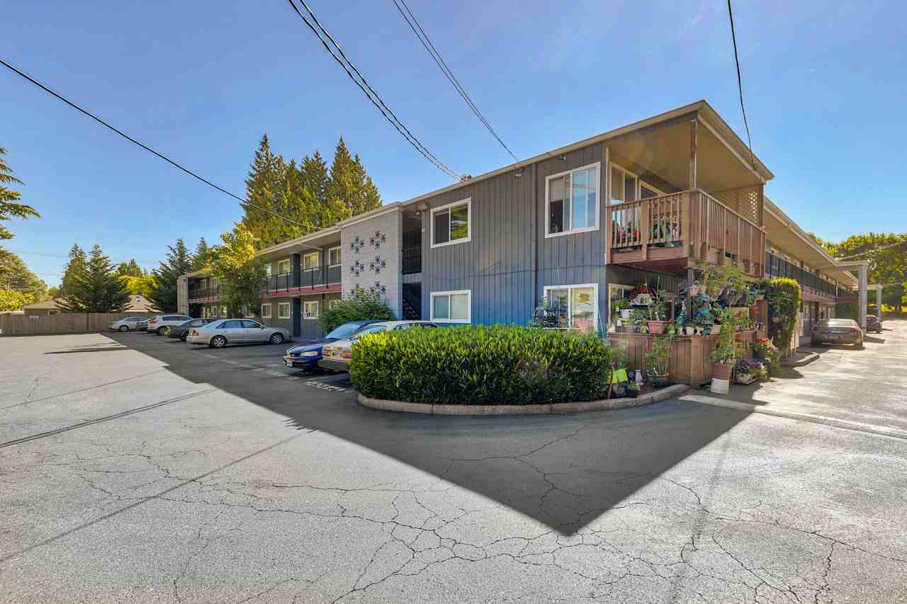 Camille Court Apartments - Photo 2 of 17