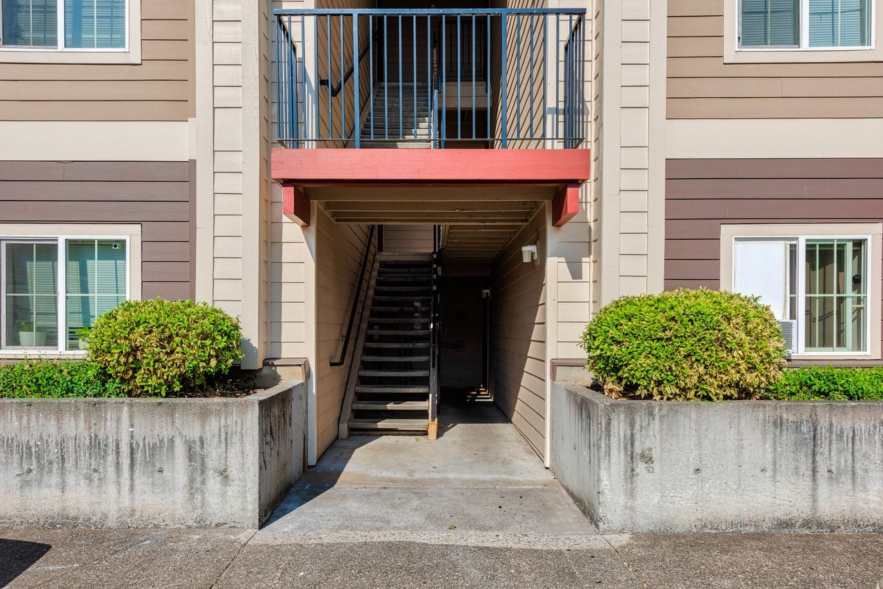 Chelsey Lane Apartments - Photo 3 of 23