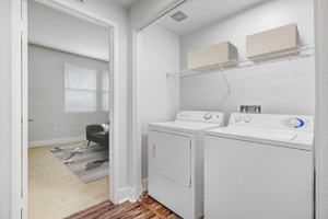 featured image of 1550 Central Ave