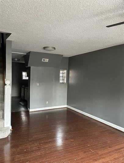 3117 Morse St - Photo 2 of 8