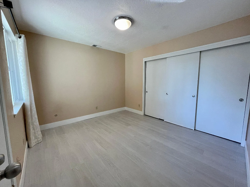 412 Persifer St #A - Photo 5 of 10